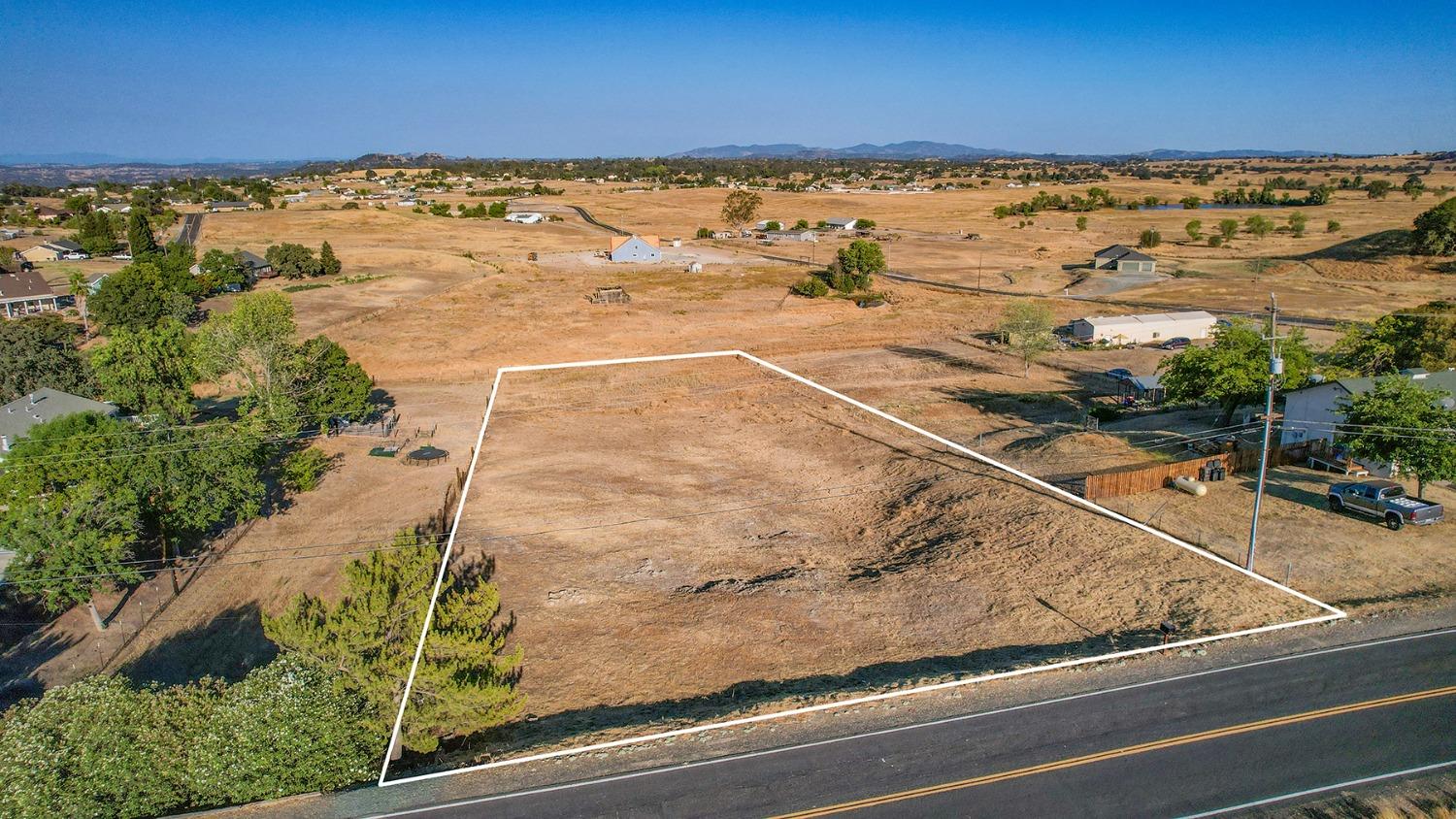 Detail Gallery Image 11 of 42 For 2106 Village Dr, Ione,  CA 95640 - 2 Beds | 2 Baths