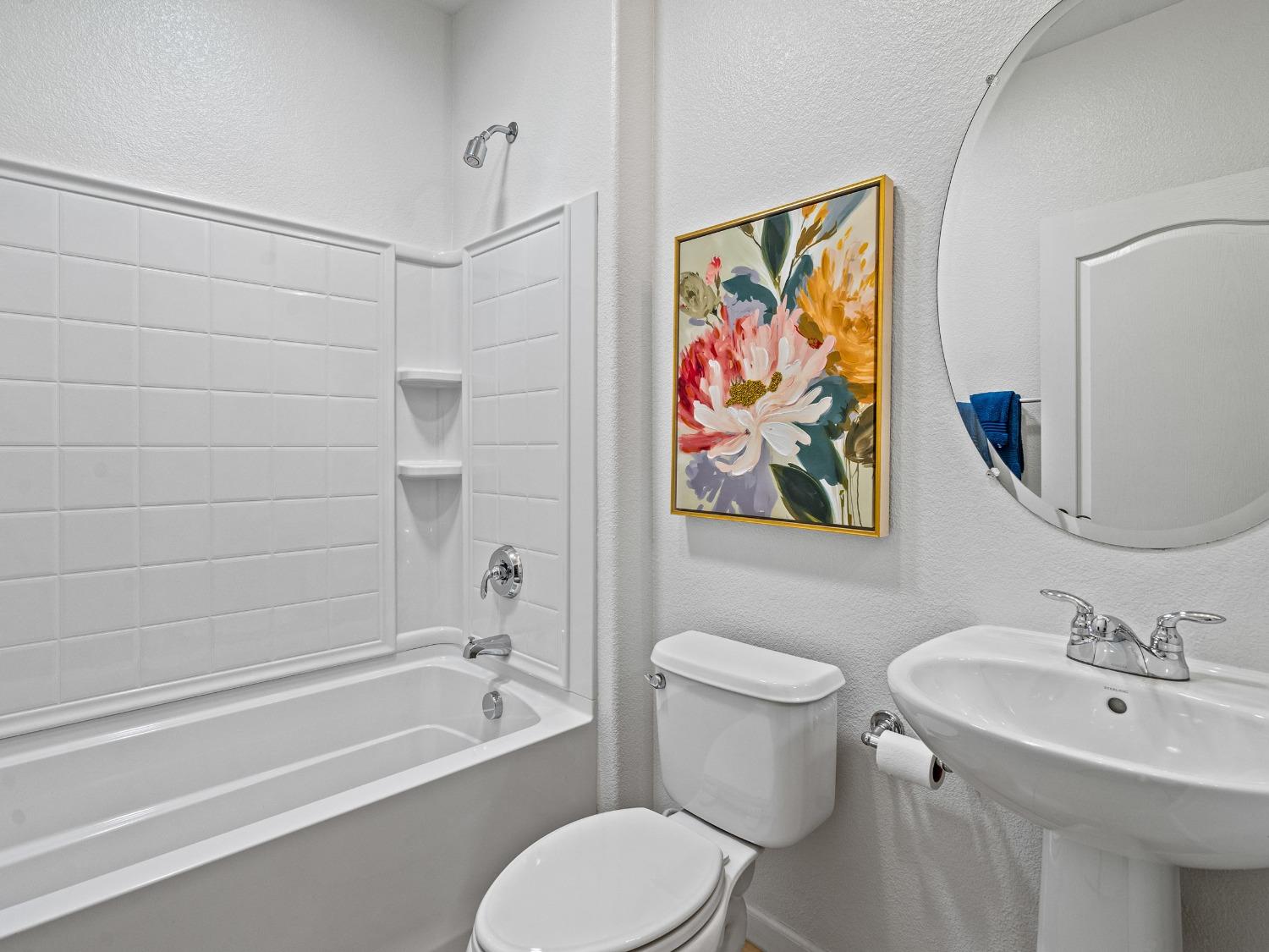 Detail Gallery Image 19 of 36 For 1569 Marseille Ln, Roseville,  CA 95747 - 2 Beds | 2 Baths