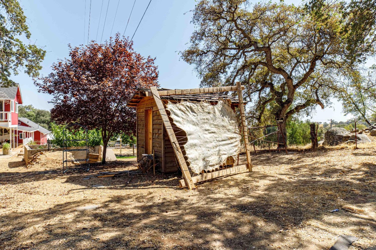 Detail Gallery Image 72 of 86 For 3281 State Highway 140, Catheys Valley,  CA 95306 - 3 Beds | 3 Baths