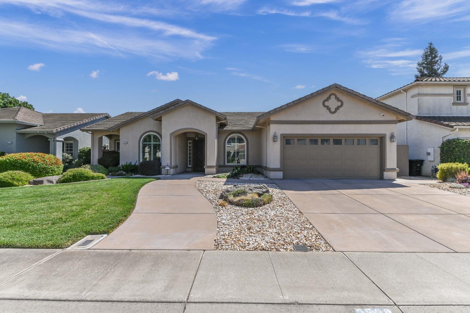 Detail Gallery Image 1 of 60 For 2520 Portofino Dr, Modesto,  CA 95356 - 3 Beds | 2 Baths