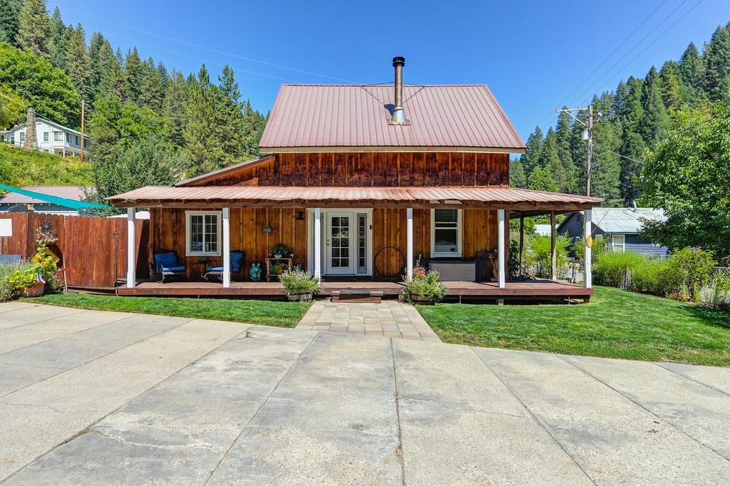 Detail Gallery Image 14 of 80 For 715 Main, Downieville,  CA 95936 - 3 Beds | 2 Baths