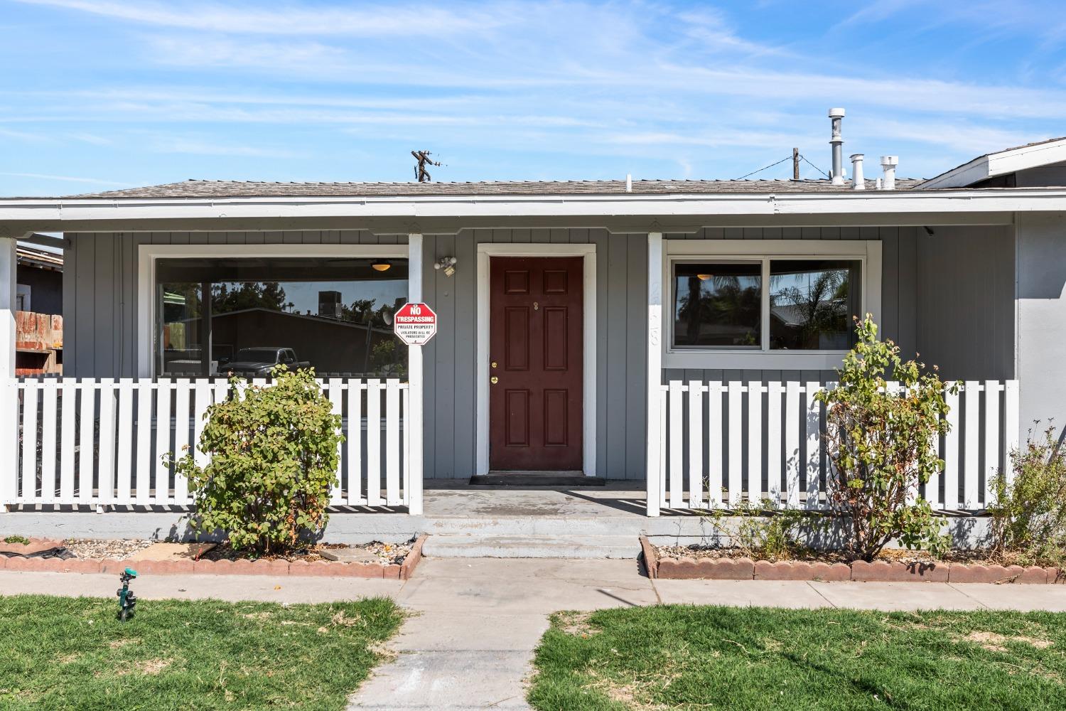 Detail Gallery Image 4 of 29 For 2728 Garvey Ave, Modesto,  CA 95350 - 3 Beds | 1 Baths