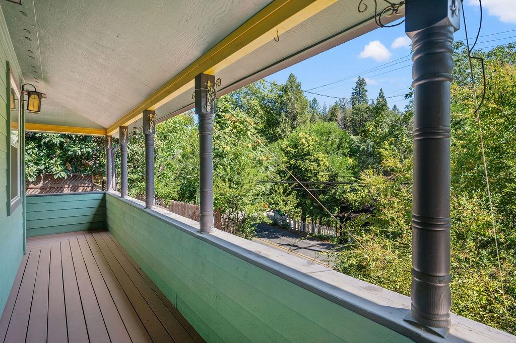 Detail Gallery Image 10 of 58 For 314 E Main St, Grass Valley,  CA 95945 - 3 Beds | 2/1 Baths