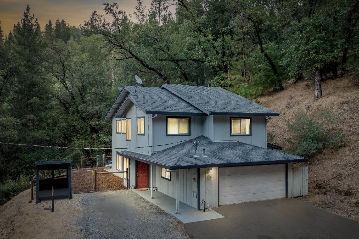 Detail Gallery Image 1 of 52 For 19303 Gretchen Ct, Grass Valley,  CA 95949 - 3 Beds | 2/1 Baths