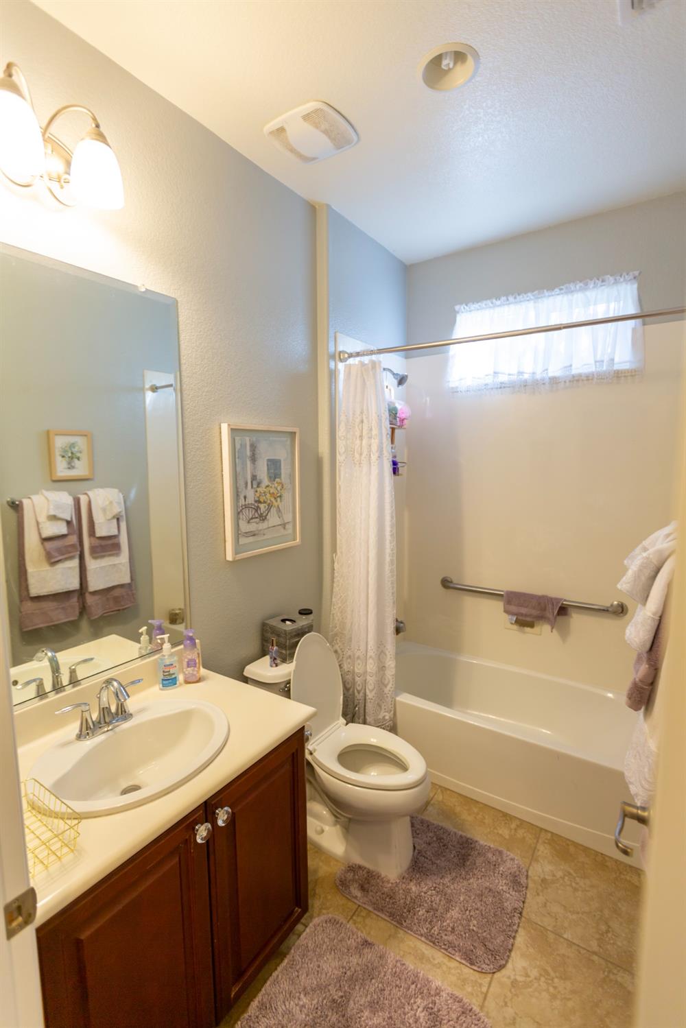 Ardley Drive, Roseville, California image 15