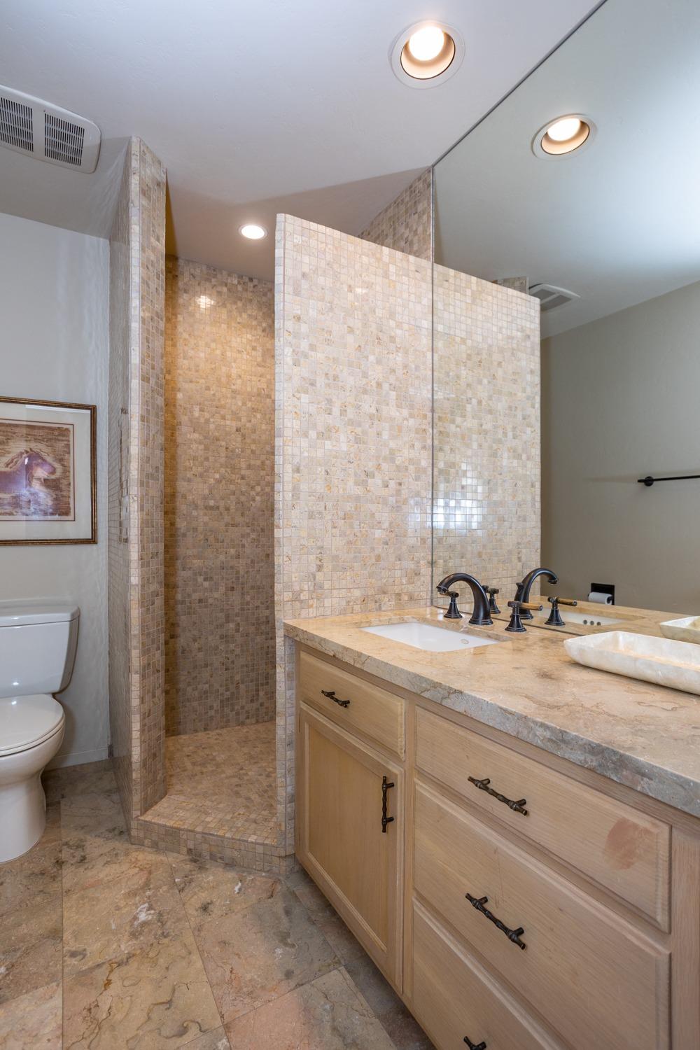 Detail Gallery Image 24 of 49 For 7356 Del Cielo Way, Modesto,  CA 95356 - 2 Beds | 2/1 Baths