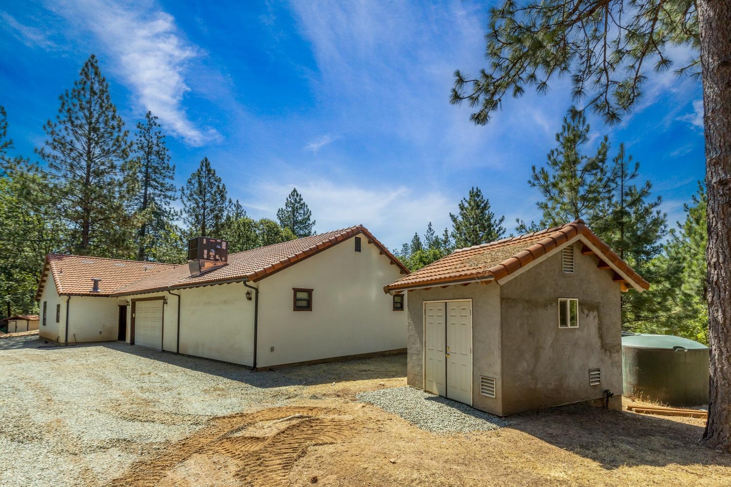 Detail Gallery Image 3 of 96 For 1483 W Forty Rd, Mokelumne Hill,  CA 95245 - 3 Beds | 2 Baths