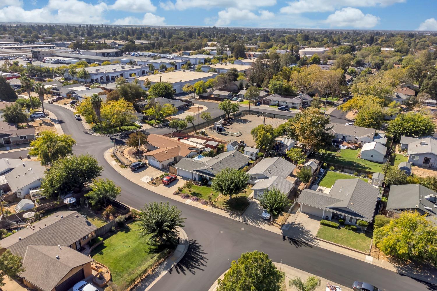 Detail Gallery Image 32 of 35 For 9700 Gamay Way, Elk Grove,  CA 95624 - 3 Beds | 2 Baths