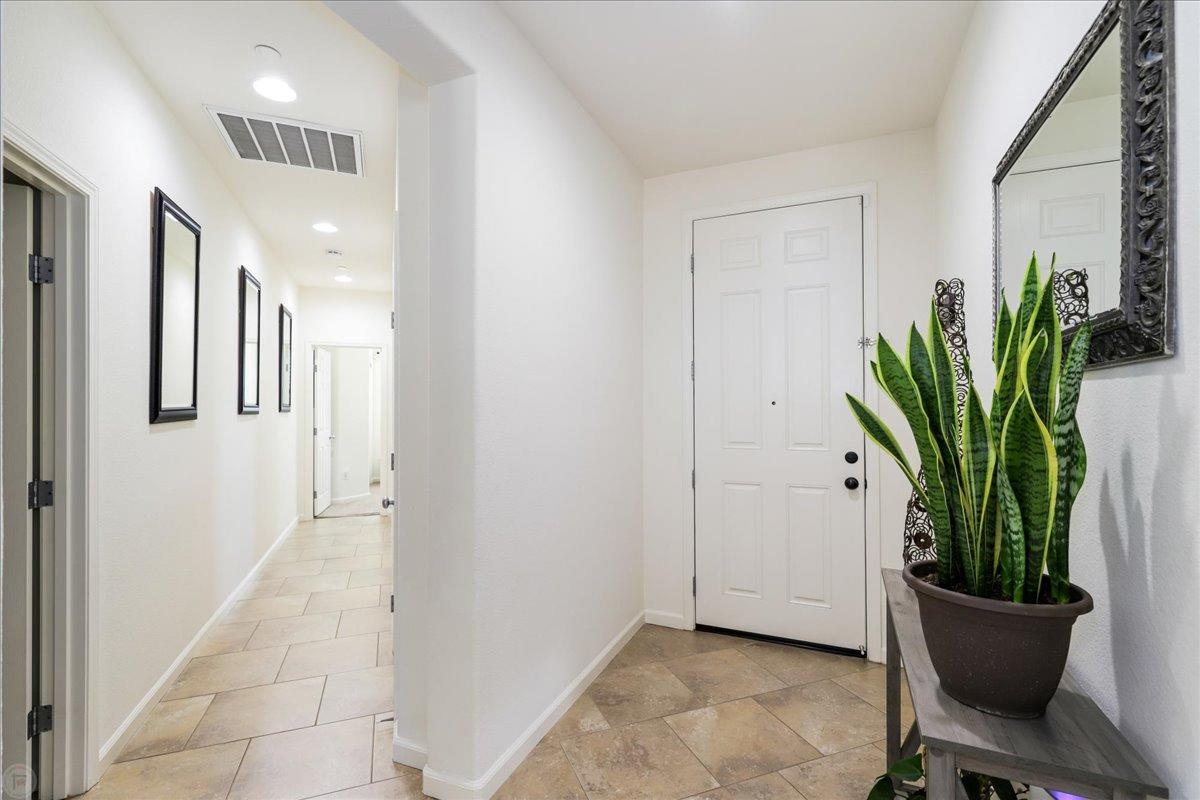 Detail Gallery Image 27 of 37 For 1093 Shady Grove St, Manteca,  CA 95336 - 3 Beds | 2 Baths