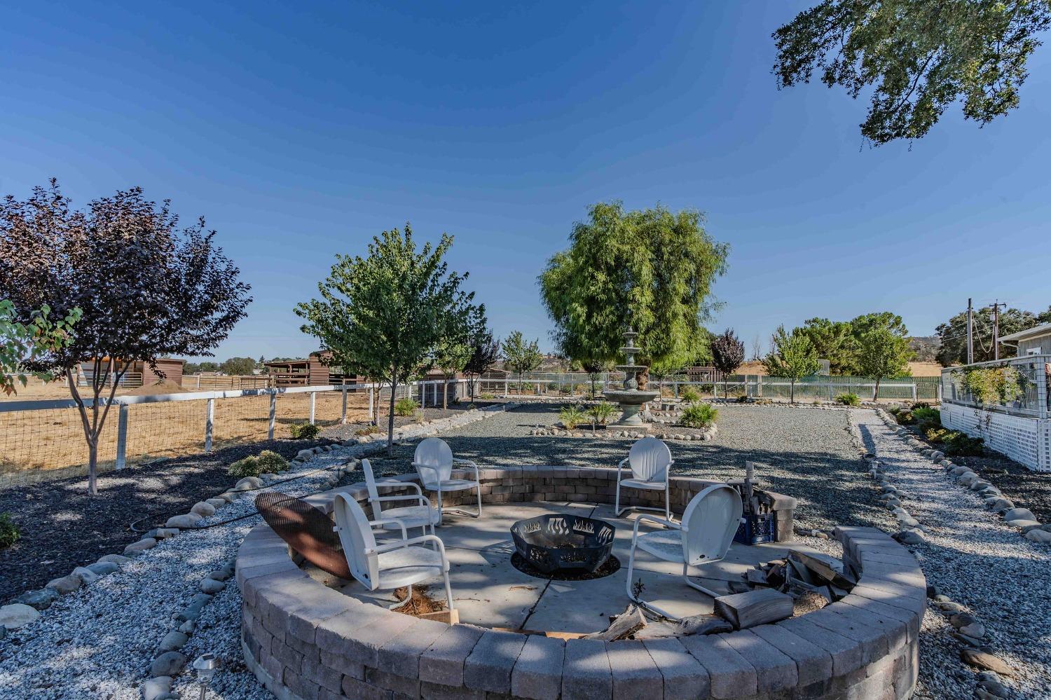 Detail Gallery Image 12 of 99 For 3585 Burson Rd, Burson,  CA 95225 - 2 Beds | 2 Baths