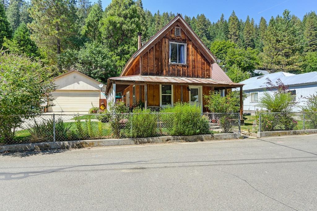 Detail Gallery Image 8 of 80 For 715 Main, Downieville,  CA 95936 - 3 Beds | 2 Baths