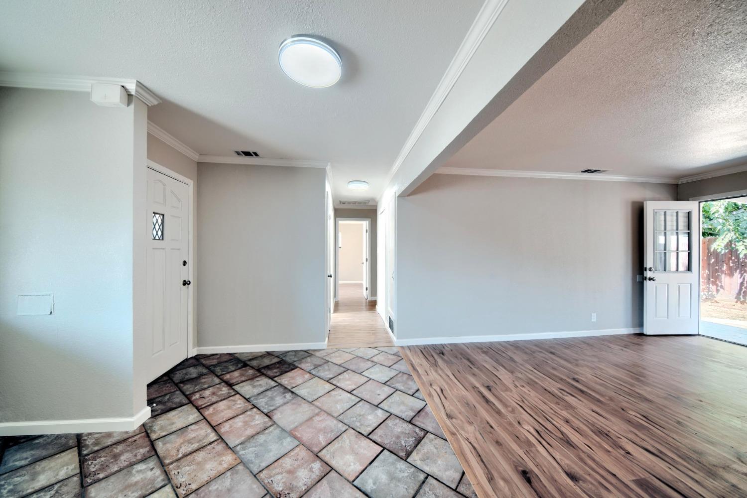 Detail Gallery Image 12 of 71 For 3910 Marine Ave, Stockton,  CA 95204 - 3 Beds | 2 Baths