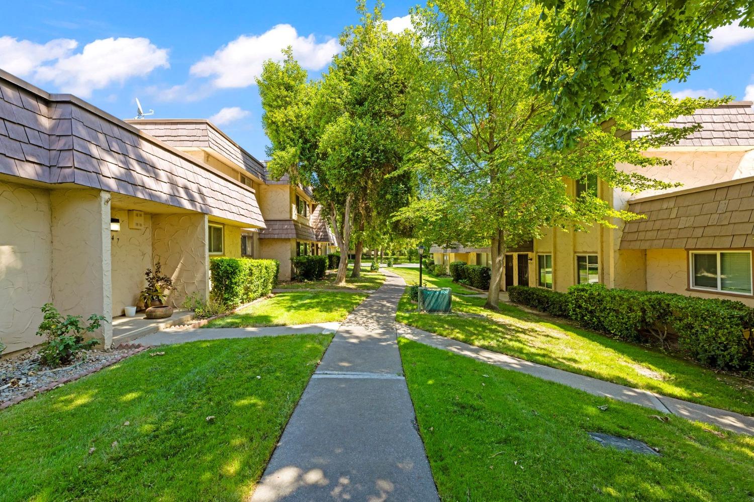 Detail Gallery Image 34 of 37 For 6145 via Casitas, Carmichael,  CA 95608 - 2 Beds | 1 Baths