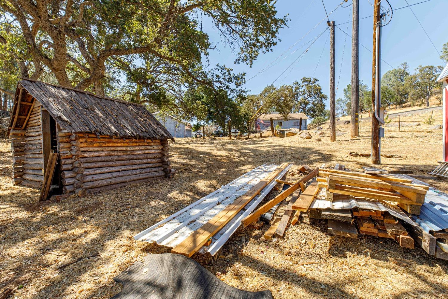 Detail Gallery Image 73 of 86 For 3281 State Highway 140, Catheys Valley,  CA 95306 - 3 Beds | 3 Baths