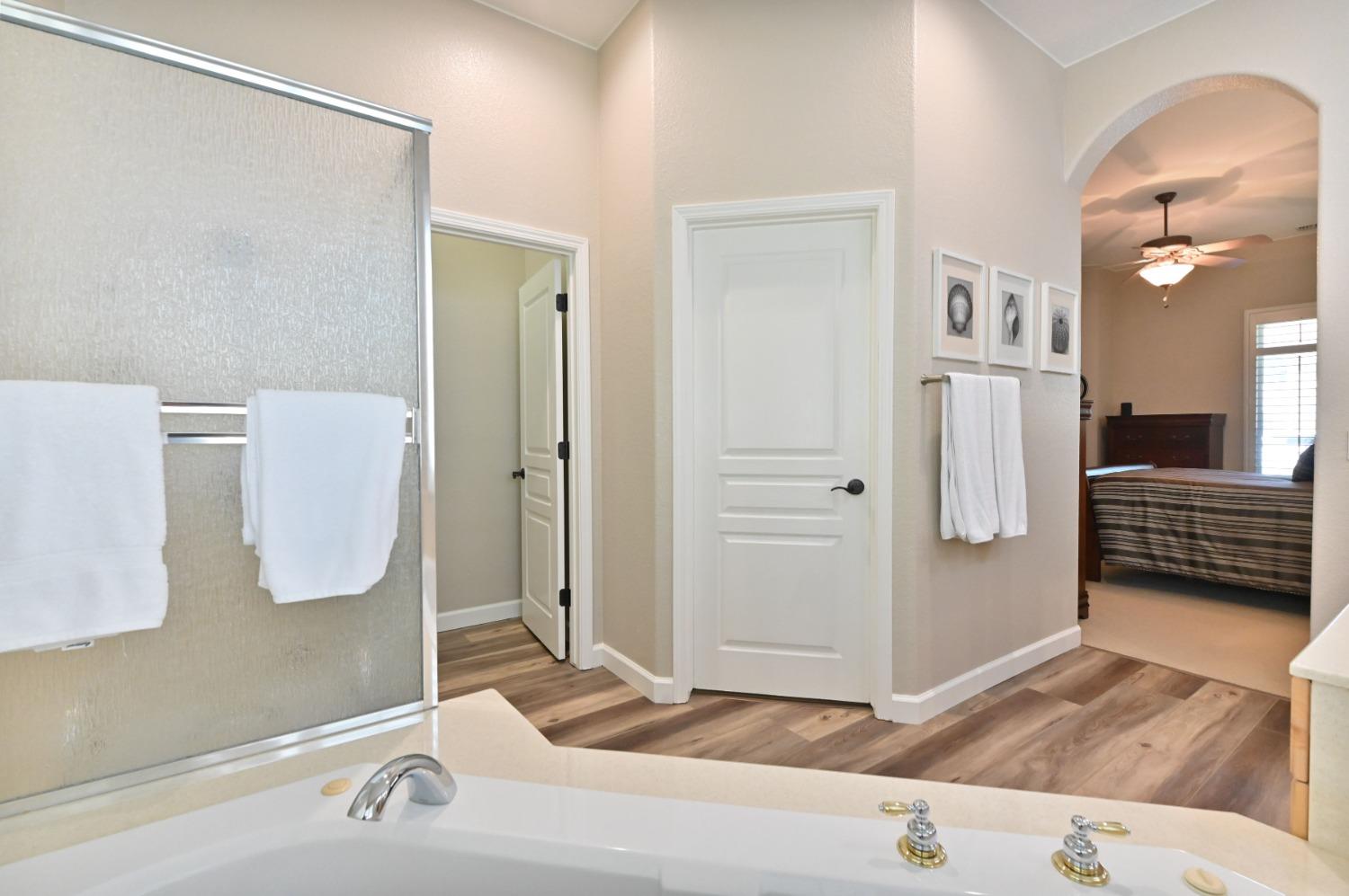 Detail Gallery Image 32 of 60 For 2520 Portofino Dr, Modesto,  CA 95356 - 3 Beds | 2 Baths