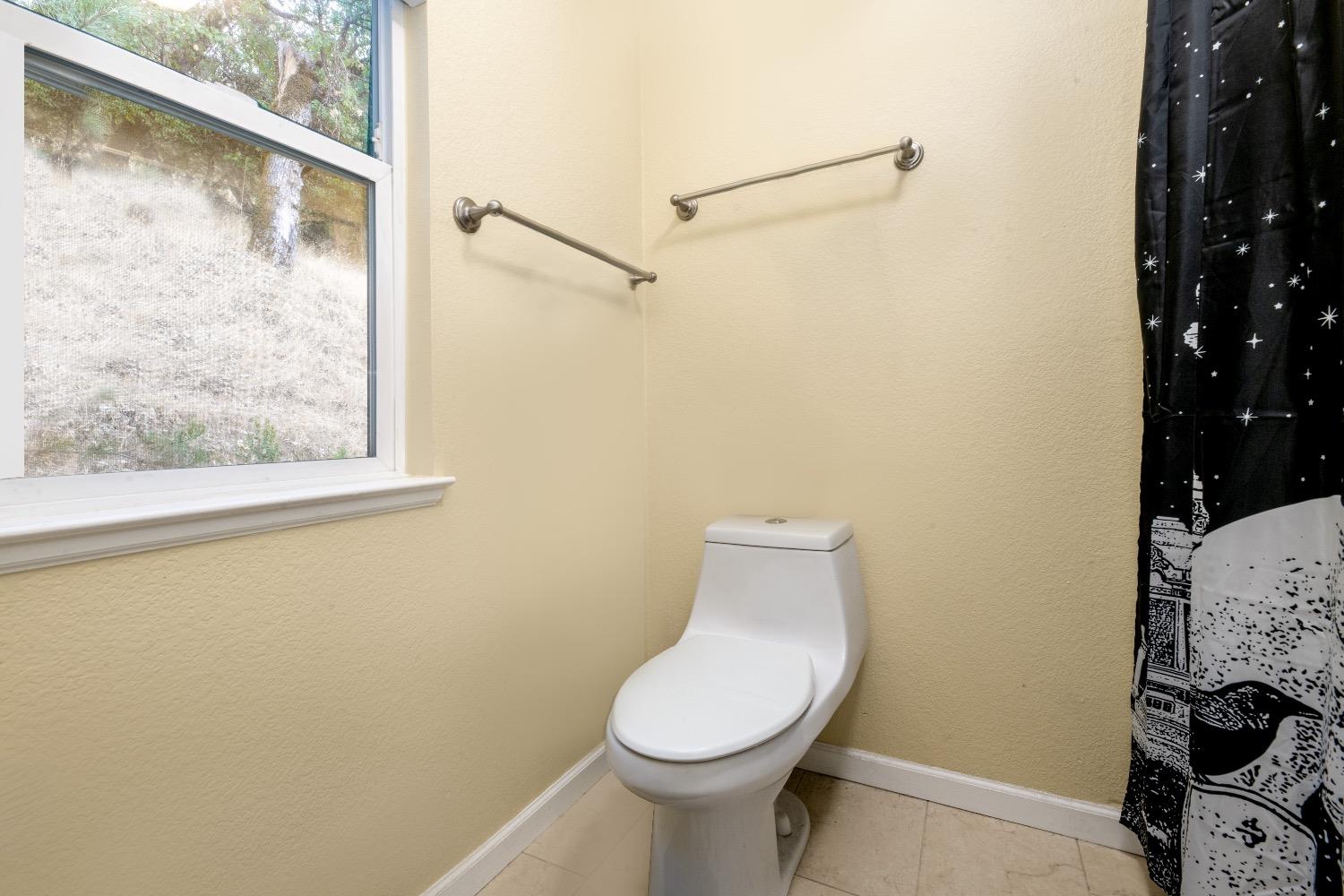 Detail Gallery Image 38 of 52 For 19303 Gretchen Ct, Grass Valley,  CA 95949 - 3 Beds | 2/1 Baths