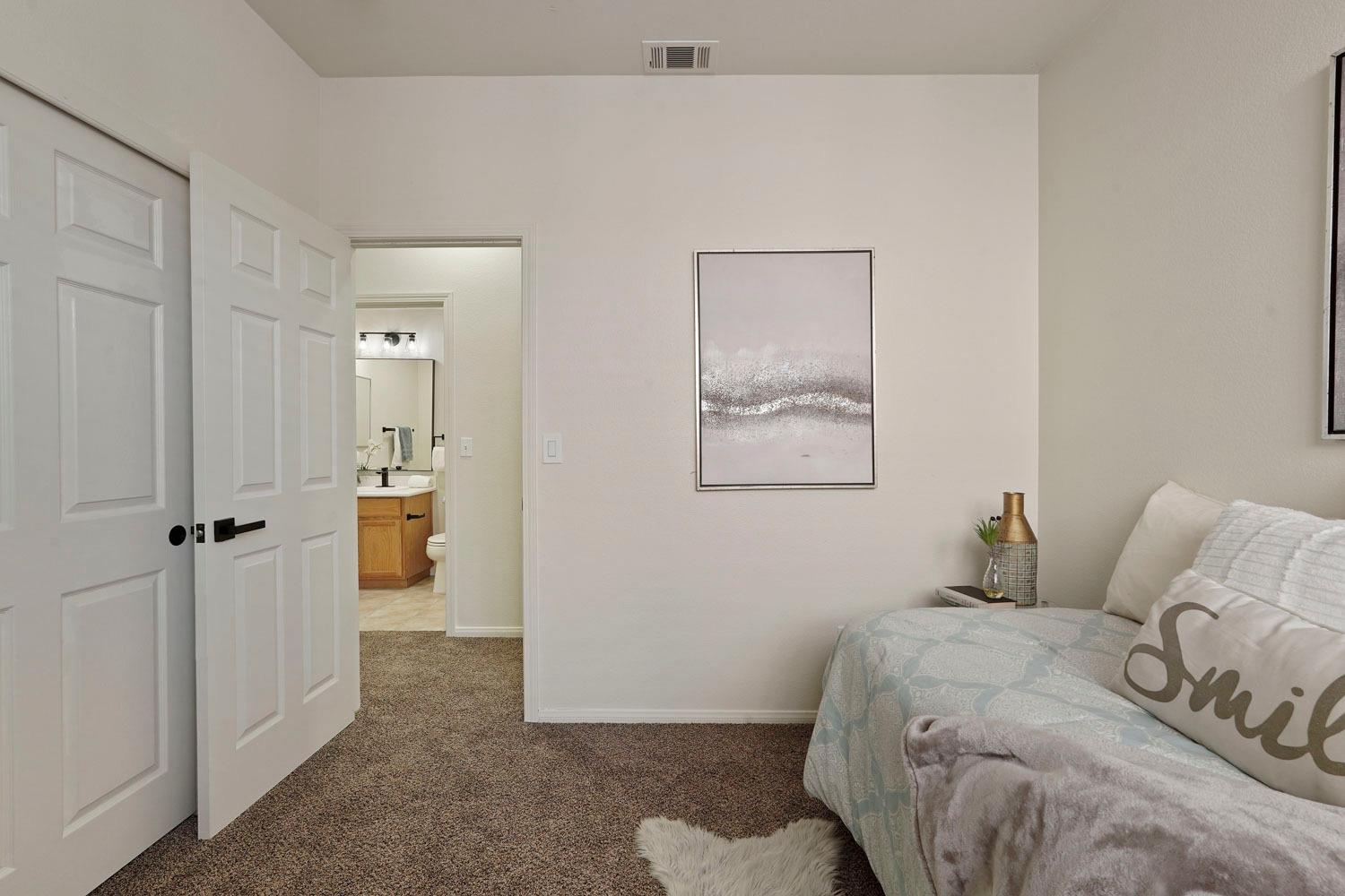 Detail Gallery Image 26 of 56 For 1067 Atherton Dr, Tracy,  CA 95304 - 4 Beds | 2/1 Baths