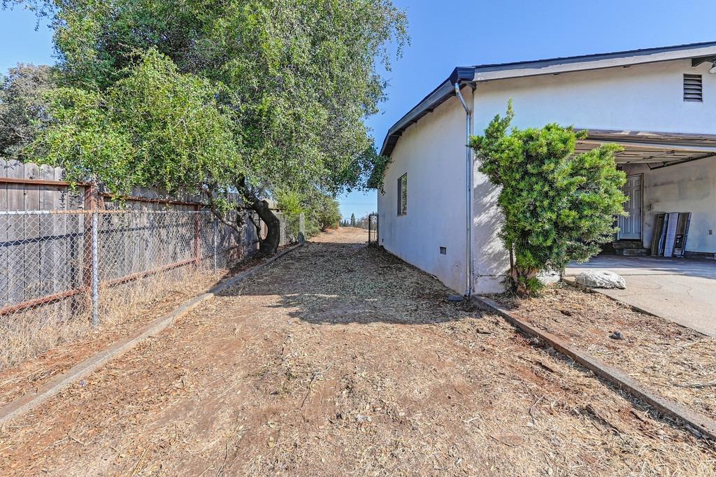 Ladd Lane, Auburn, California image 14