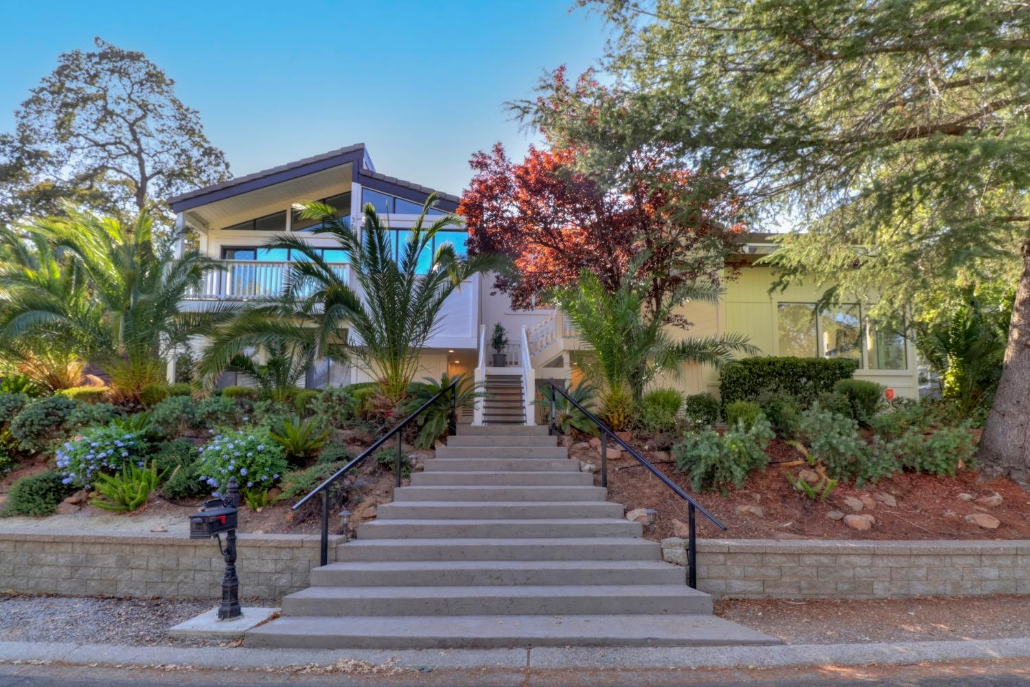 Detail Gallery Image 7 of 82 For 3560 Patterson Way, El Dorado Hills,  CA 95762 - 5 Beds | 3/1 Baths