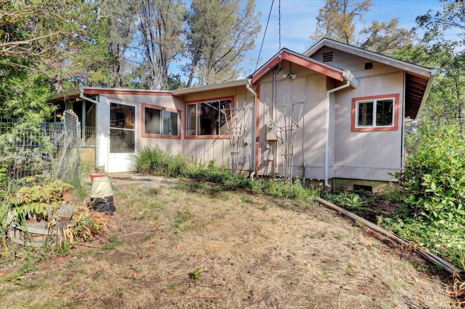 Detail Gallery Image 43 of 99 For 15969 Durango Ln, Grass Valley,  CA 95945 - 5 Beds | 3/1 Baths