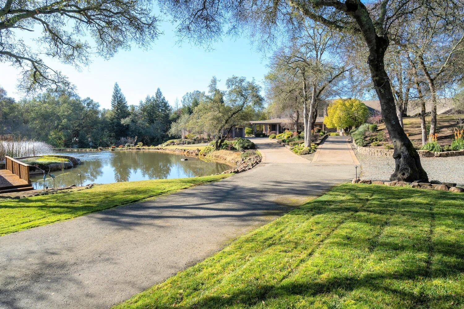 Detail Gallery Image 71 of 72 For 7450 Shadow Oaks Ln, Granite Bay,  CA 95746 - 5 Beds | 5/3 Baths