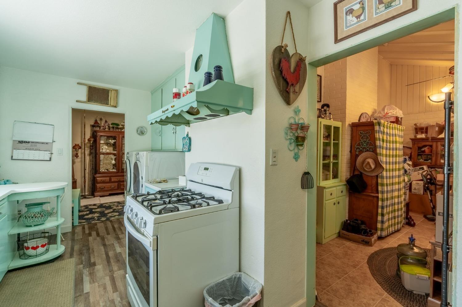 Detail Gallery Image 11 of 22 For 1005 W 23rd, Merced,  CA 95340 - 2 Beds | 1 Baths