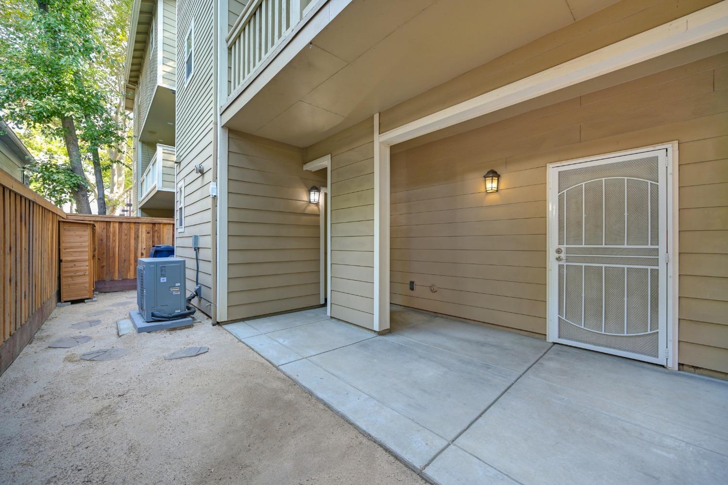 Detail Gallery Image 52 of 53 For 1904 5th St, Sacramento,  CA 95811 - 2 Beds | 3/1 Baths