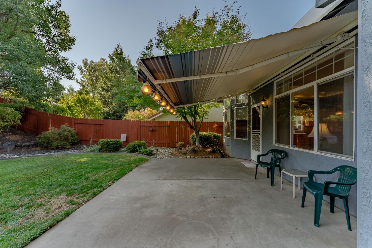 Crew Court, Auburn, California image 4