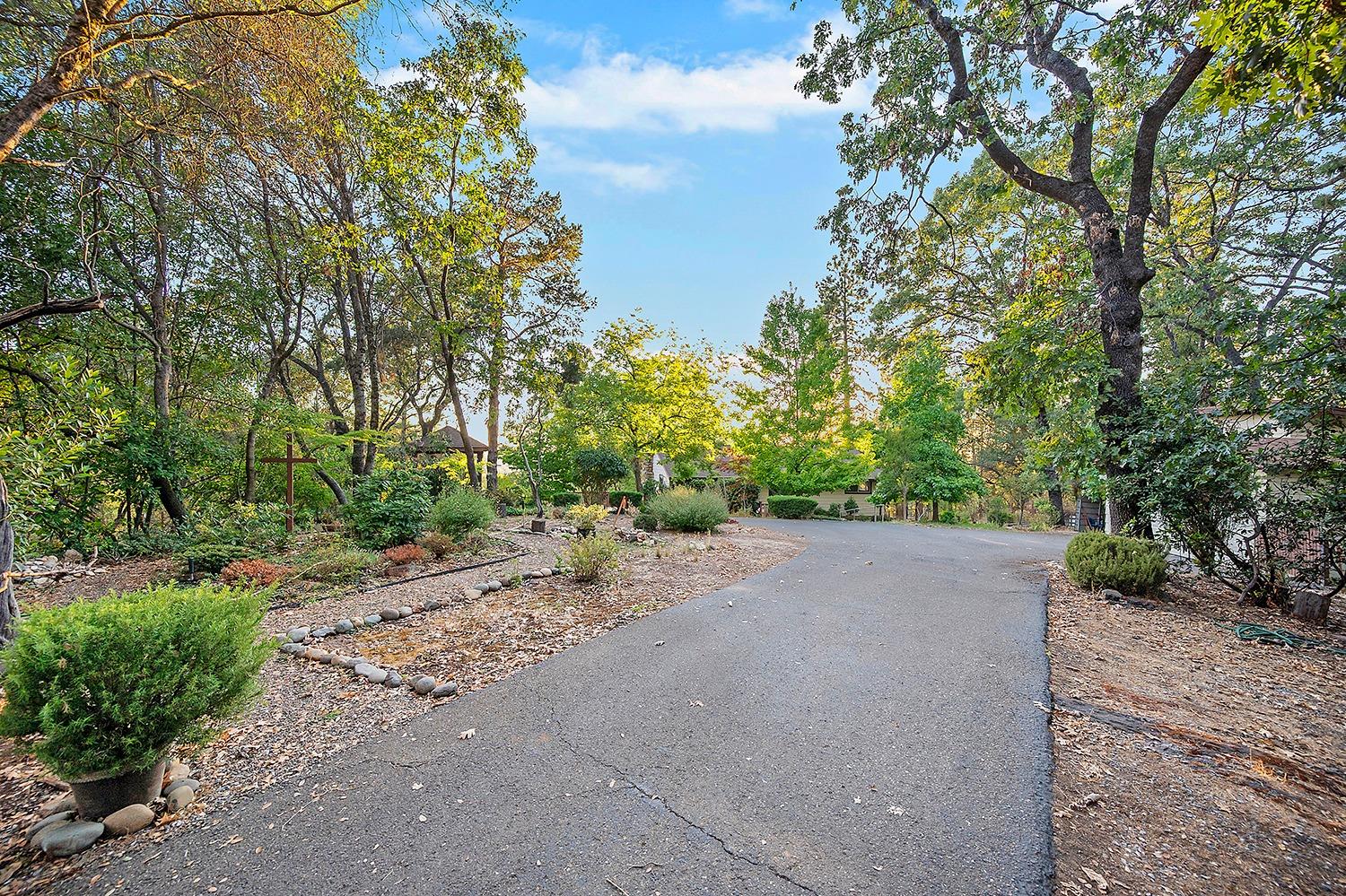 Detail Gallery Image 34 of 56 For 4560 Credenda Ct, Diamond Springs,  CA 95619 - 2 Beds | 2/1 Baths