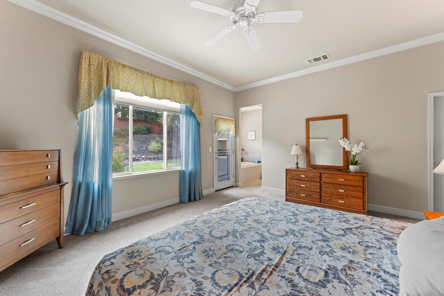 Crew Court, Auburn, California image 30
