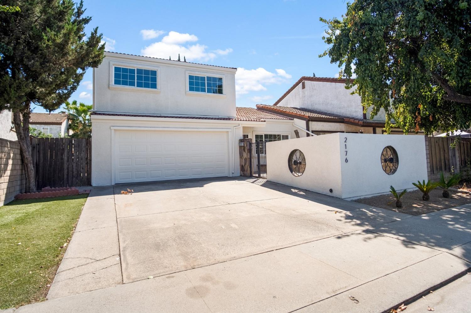 Detail Gallery Image 1 of 1 For 2176 Sharon Way, Modesto,  CA 95350 - 3 Beds | 2/1 Baths