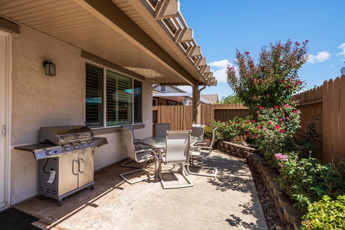 Detail Gallery Image 36 of 39 For 7804 Barnsley, Elk Grove,  CA 95757 - 3 Beds | 2 Baths