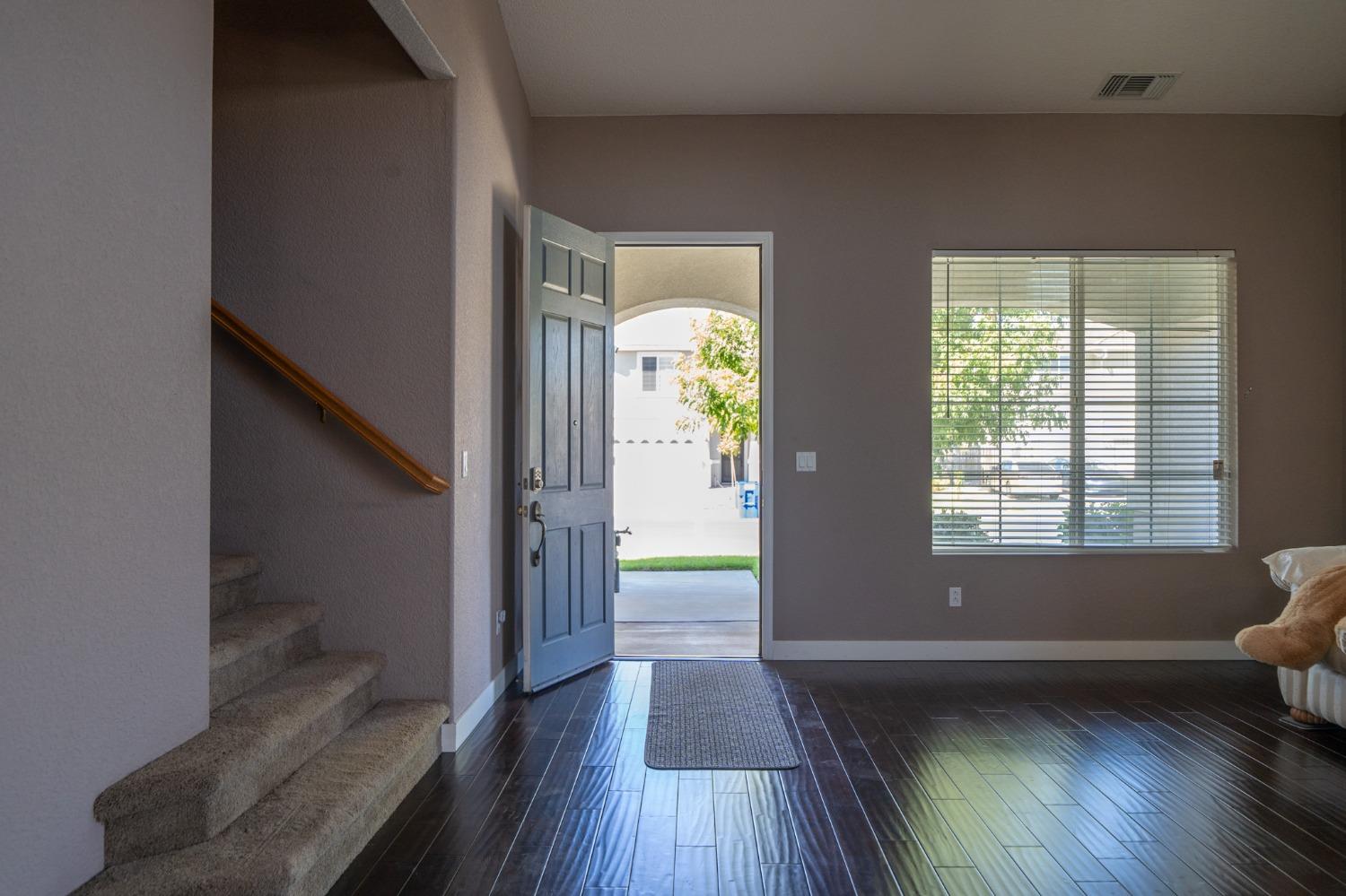 Detail Gallery Image 26 of 64 For 702 Vasconcellos Ave, Manteca,  CA 95336 - 5 Beds | 4/1 Baths