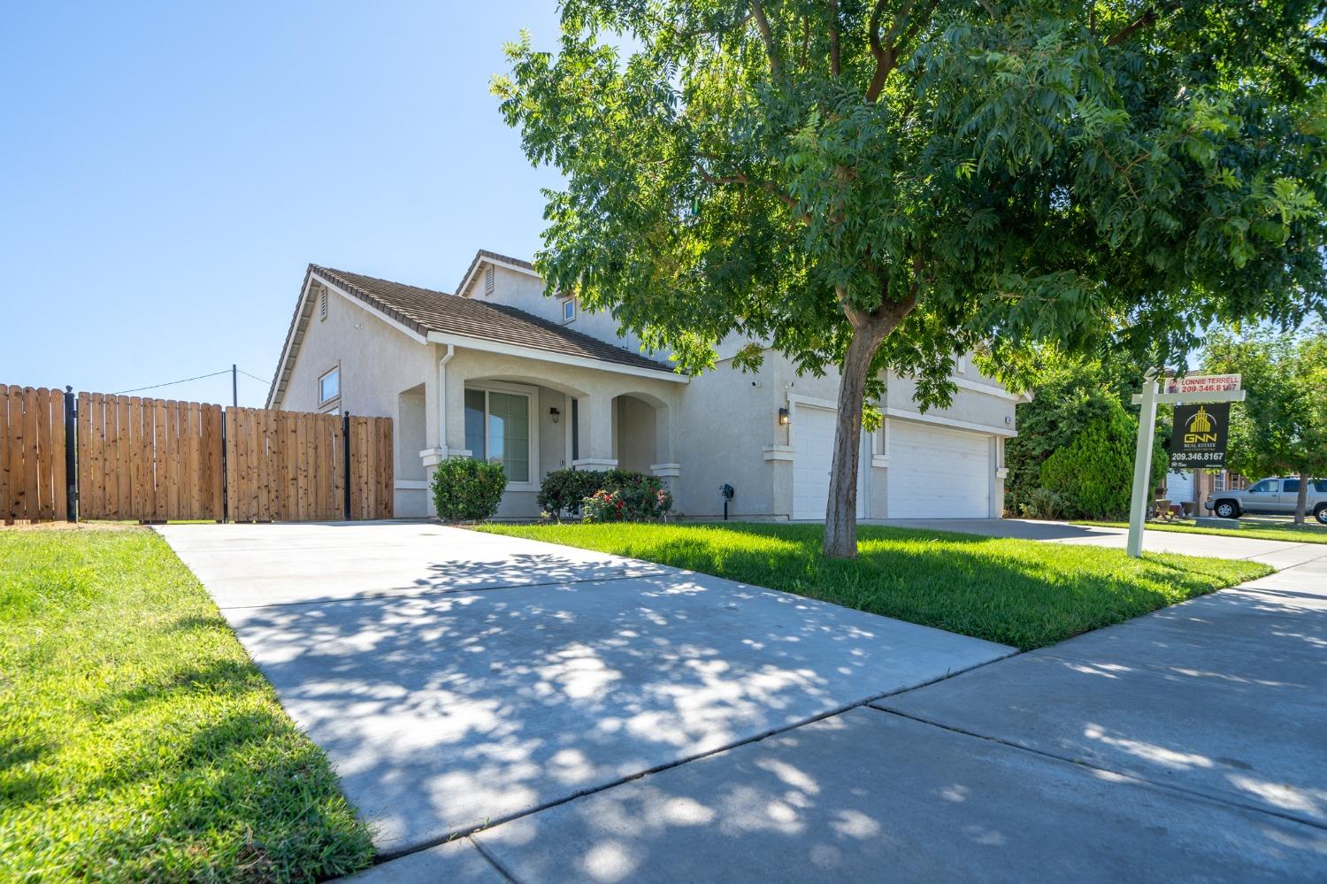 Detail Gallery Image 40 of 64 For 702 Vasconcellos Ave, Manteca,  CA 95336 - 5 Beds | 4/1 Baths