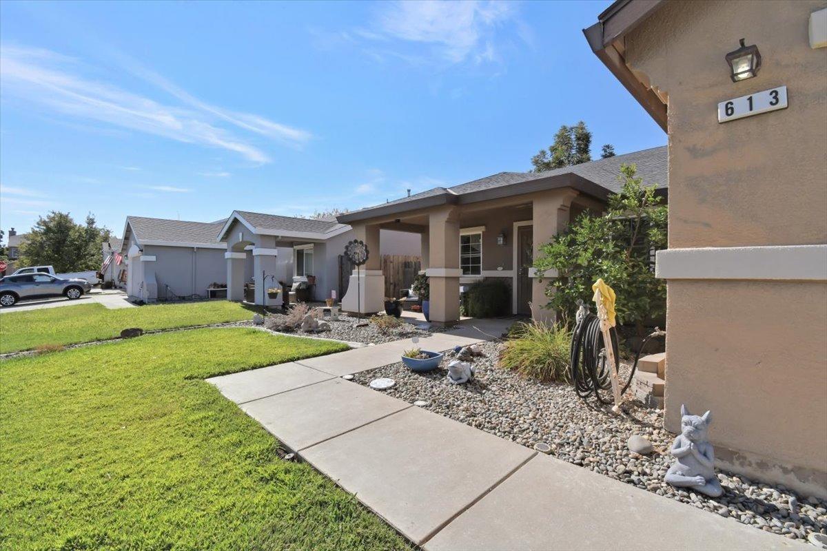 Detail Gallery Image 5 of 58 For 613 Nightingale Way, Wheatland,  CA 95692 - 4 Beds | 2 Baths