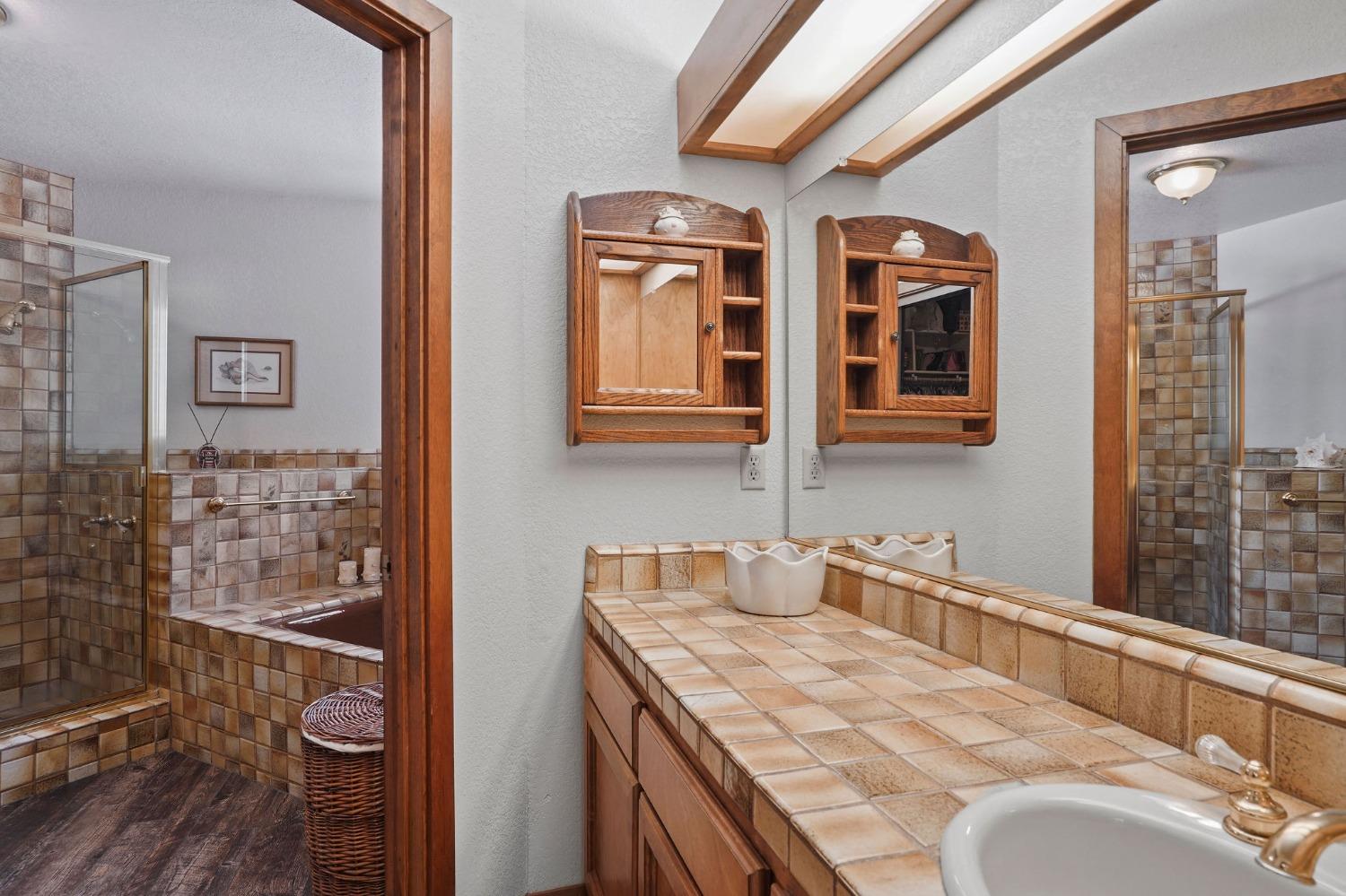 Detail Gallery Image 31 of 50 For 8365 Auburn Folsom Rd, Granite Bay,  CA 95746 - 4 Beds | 2/1 Baths