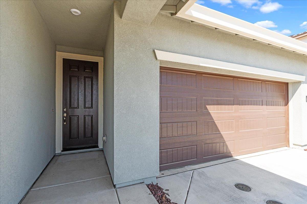 Detail Gallery Image 3 of 39 For 2127 Jewel Lake Way, Plumas Lake,  CA 95961 - 4 Beds | 2 Baths