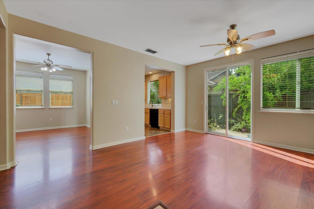 Detail Gallery Image 5 of 30 For 450 Natalino Cir, Sacramento,  CA 95835 - 3 Beds | 2 Baths