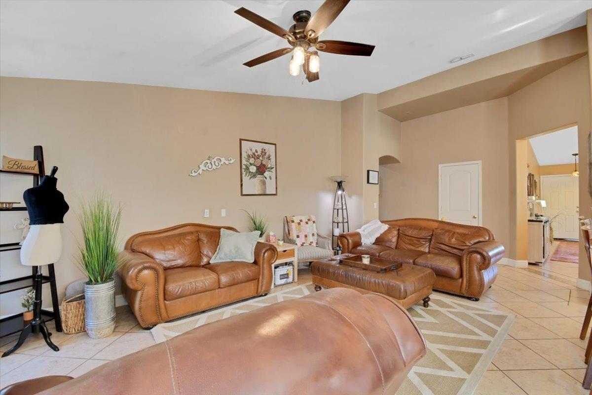 Detail Gallery Image 17 of 58 For 613 Nightingale Way, Wheatland,  CA 95692 - 4 Beds | 2 Baths