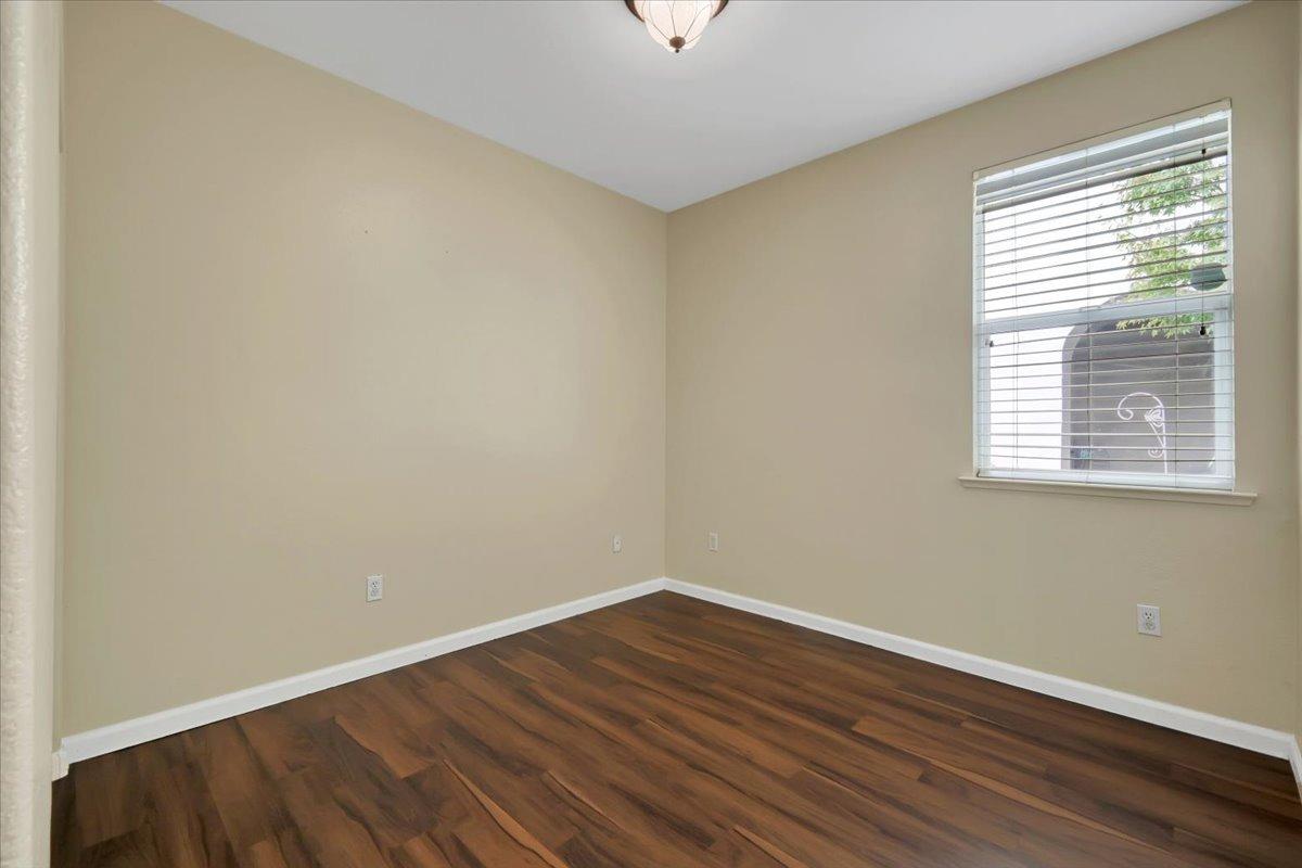 Detail Gallery Image 24 of 30 For 450 Natalino Cir, Sacramento,  CA 95835 - 3 Beds | 2 Baths