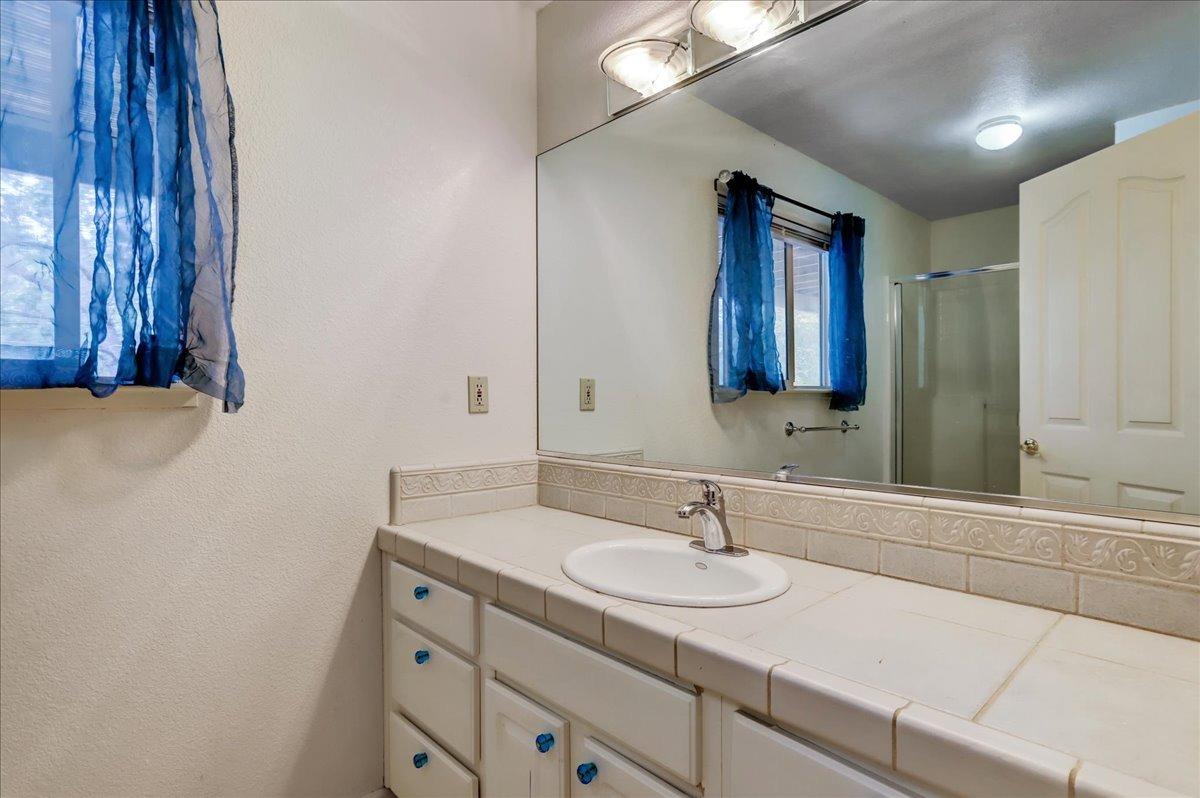 Detail Gallery Image 21 of 28 For 16964 Oscar Dr, Grass Valley,  CA 95949 - 3 Beds | 2/1 Baths