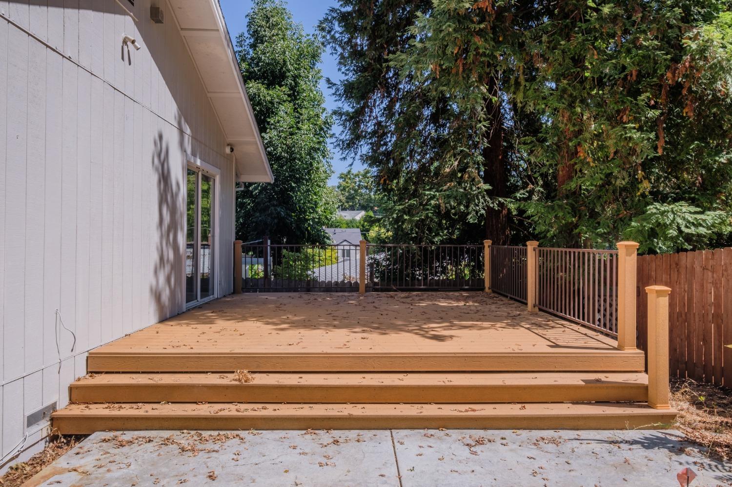 Easy Way, Auburn, California image 40