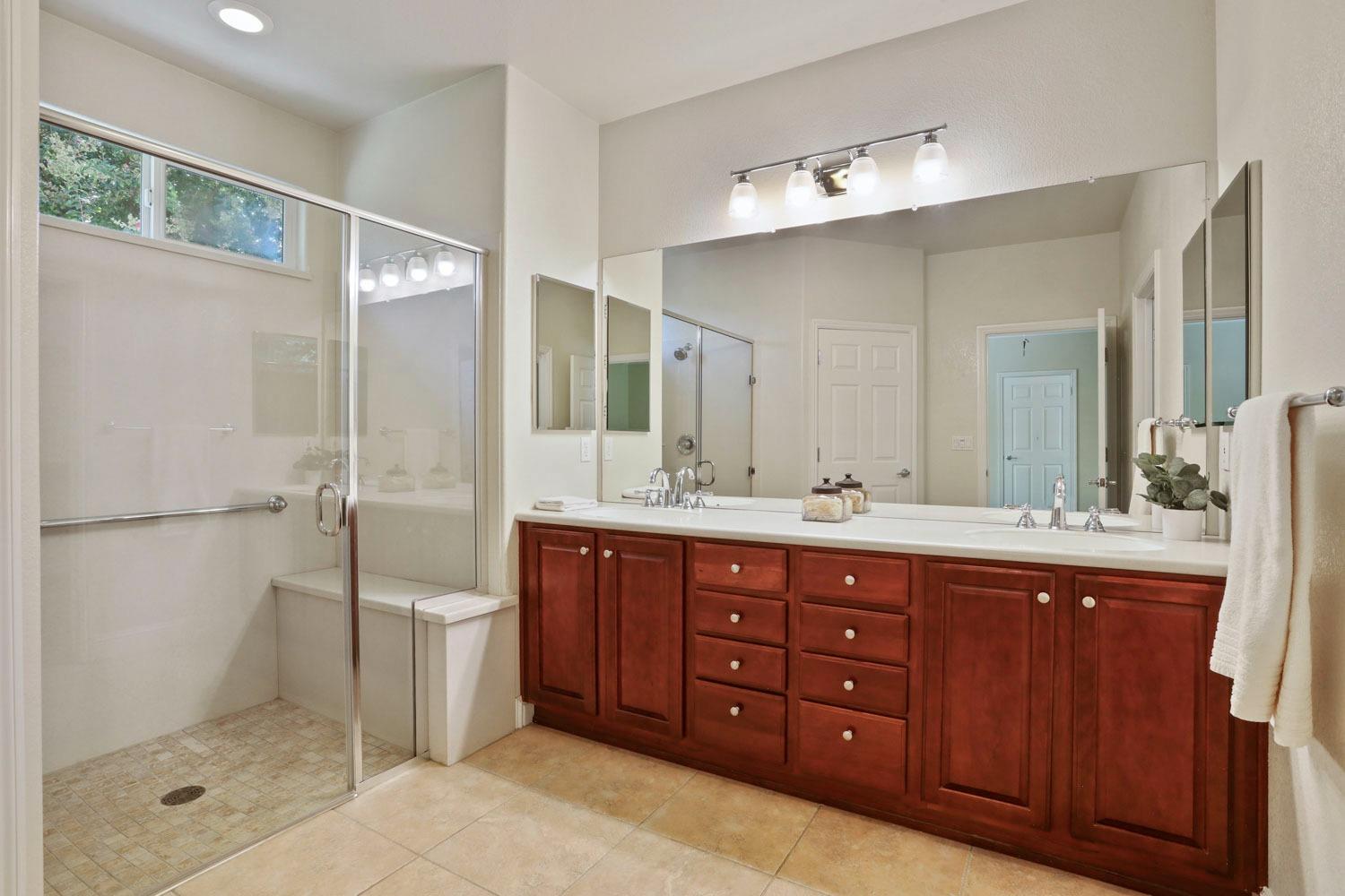 Detail Gallery Image 22 of 66 For 1212 Birchbrook Ct, Manteca,  CA 95336 - 2 Beds | 2 Baths