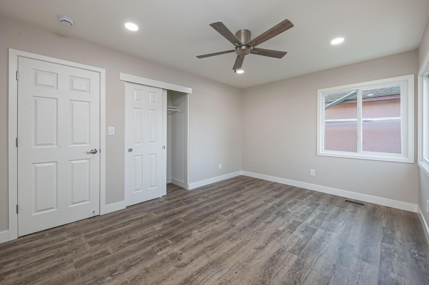 Detail Gallery Image 17 of 35 For 10 W Essex St, Stockton,  CA 95204 - 2 Beds | 1 Baths