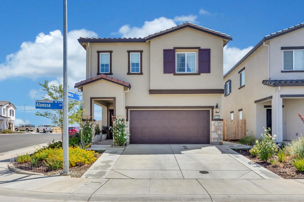 Detail Gallery Image 4 of 49 For 12162 Alamosa Dr, Rancho Cordova,  CA 95742 - 3 Beds | 2/1 Baths