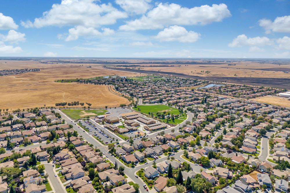 Detail Gallery Image 47 of 49 For 12162 Alamosa Dr, Rancho Cordova,  CA 95742 - 3 Beds | 2/1 Baths