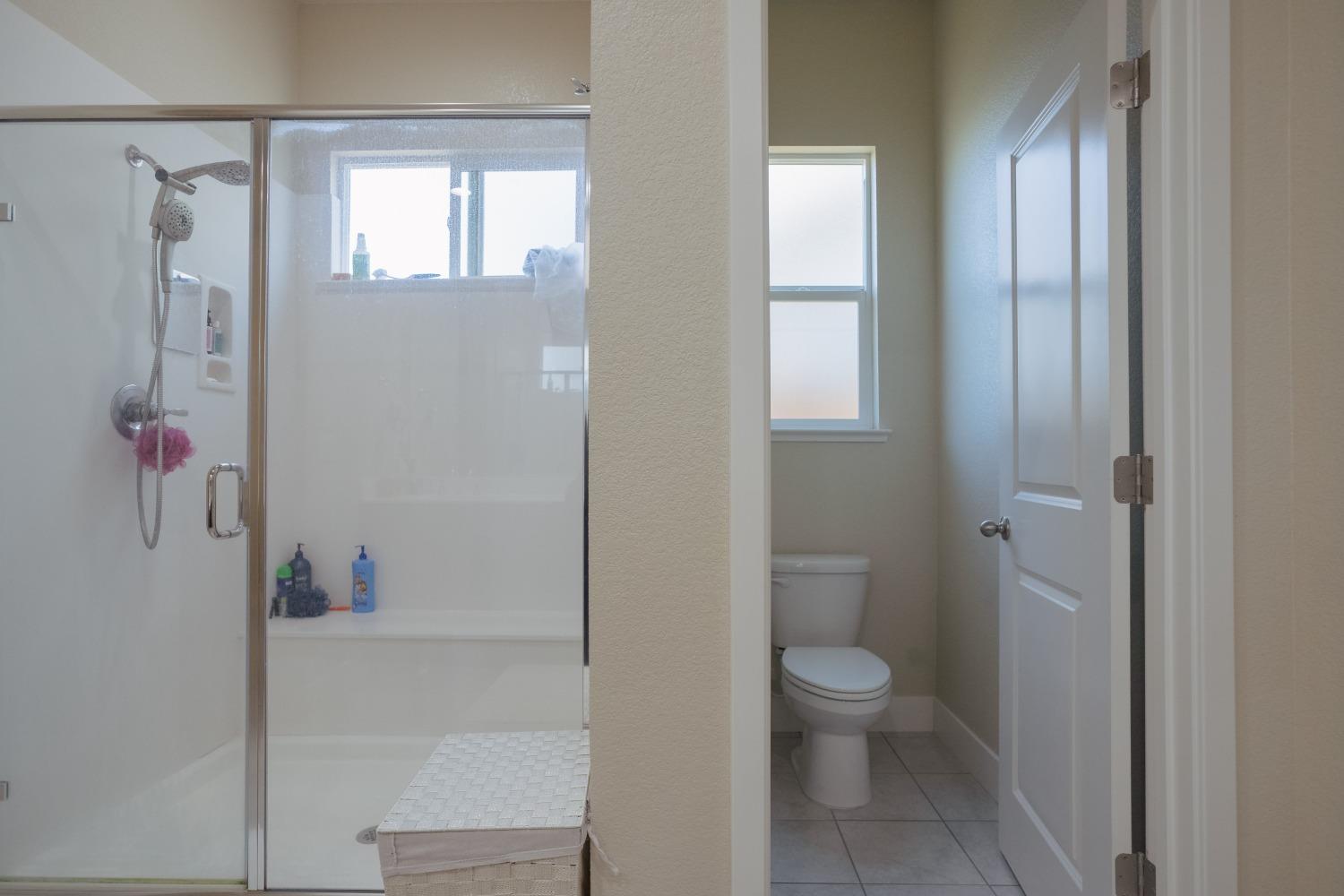 Detail Gallery Image 24 of 50 For 2374 Paramount Ln, Manteca,  CA 95337 - 3 Beds | 2/1 Baths