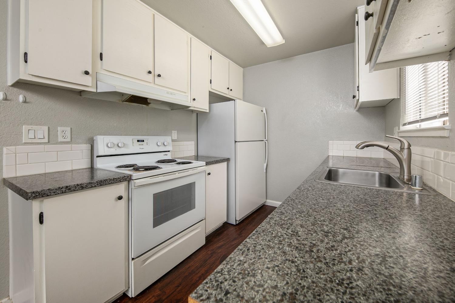 Detail Gallery Image 12 of 43 For 3591 Quail Lakes Dr #186,  Stockton,  CA 95207 - 1 Beds | 1 Baths