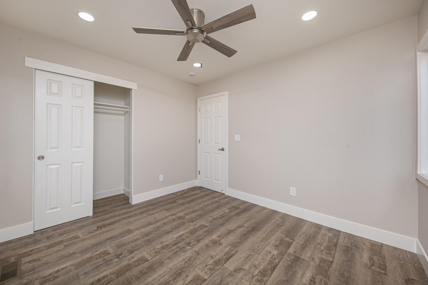 Detail Gallery Image 20 of 35 For 10 W Essex St, Stockton,  CA 95204 - 2 Beds | 1 Baths