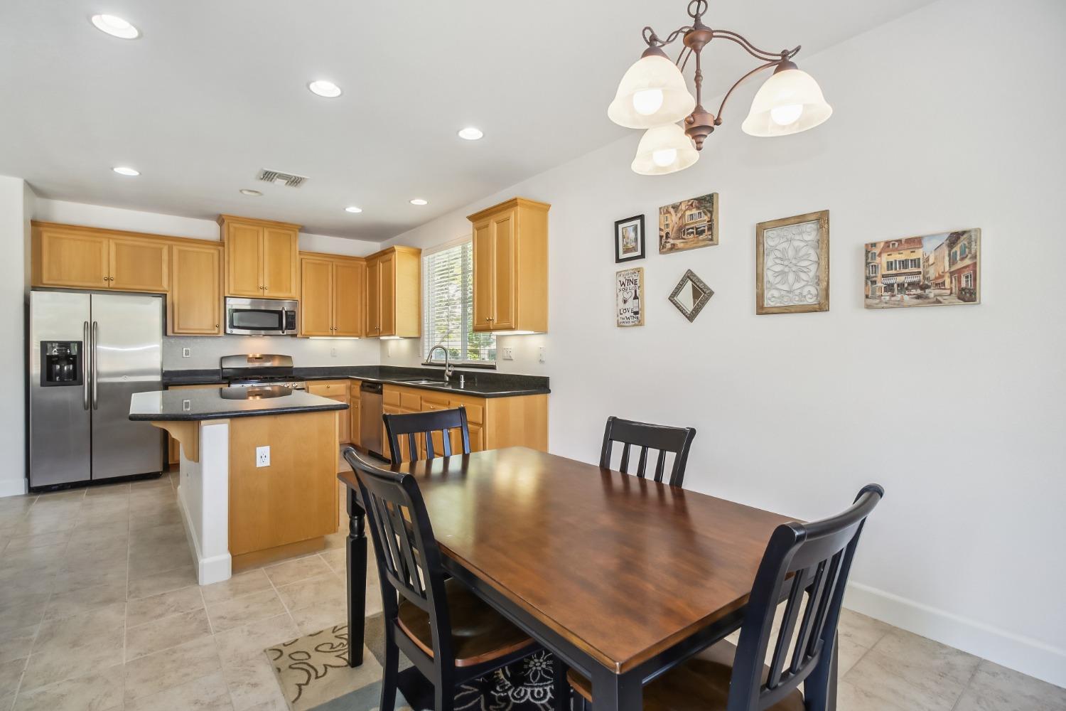 Detail Gallery Image 16 of 46 For 4081 Ionian Sea Ln, Sacramento,  CA 95834 - 2 Beds | 2 Baths